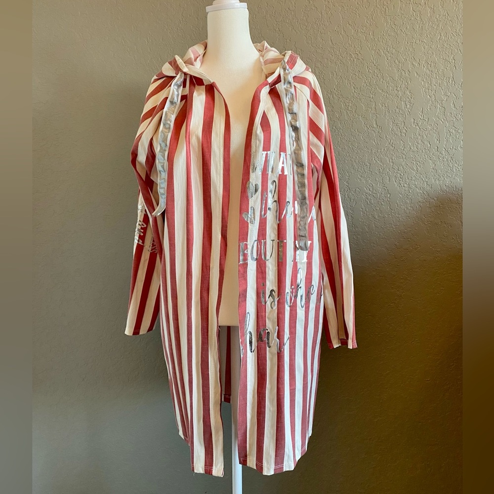 From Paris a light jacket, Med